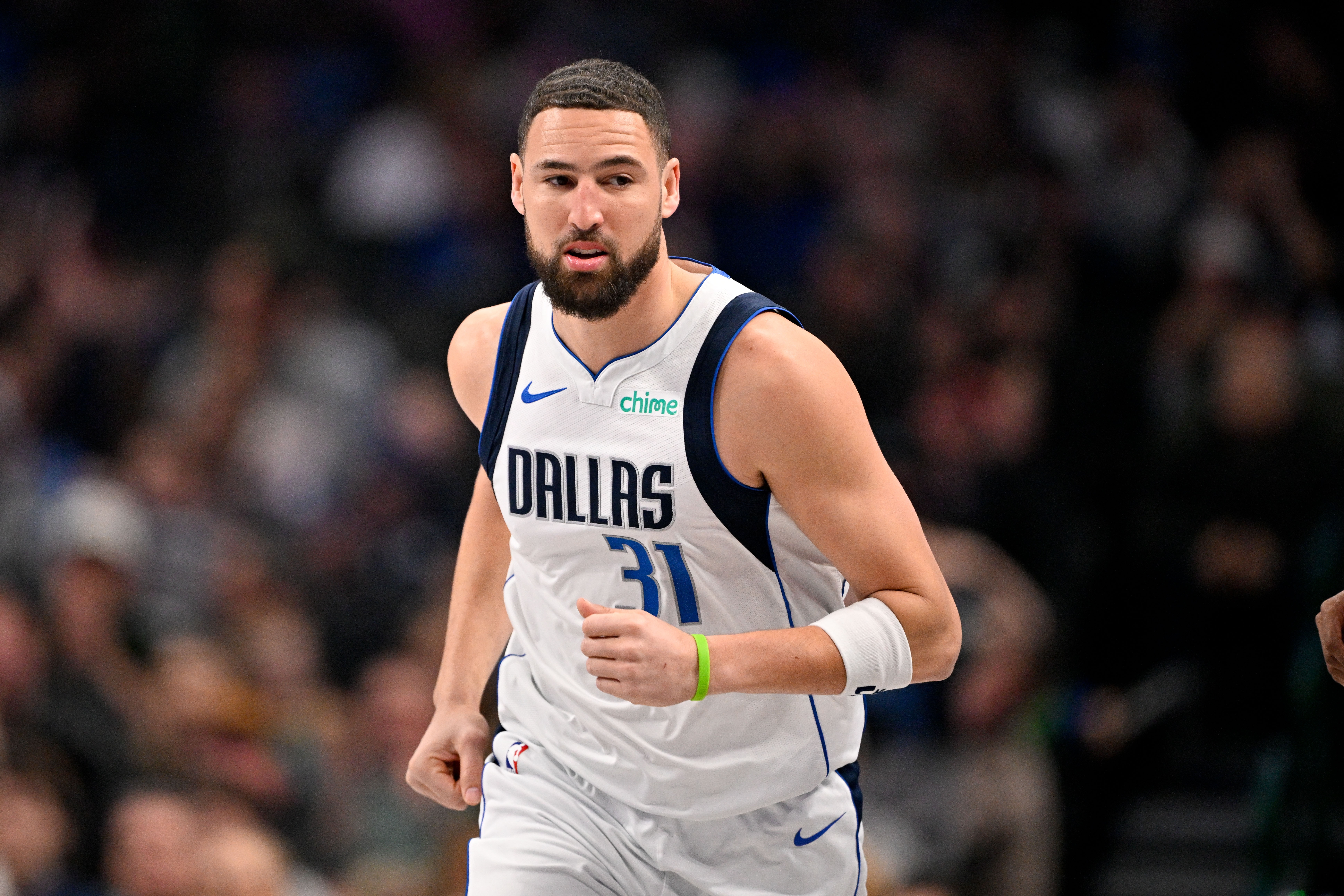 沙巴体育官网-差一点意思！克莱9中3得9分2板  三分7中3&amp;末节两记三分来晚了点