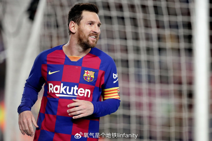 沙巴体育-龙赛罗：C罗在梅西时代夺冠！而梅西是最强球员！|莱昂内尔·梅西|马拉多纳|皇马|克里斯蒂亚诺·罗纳尔多|巴塞罗那_新浪体育_新浪新闻